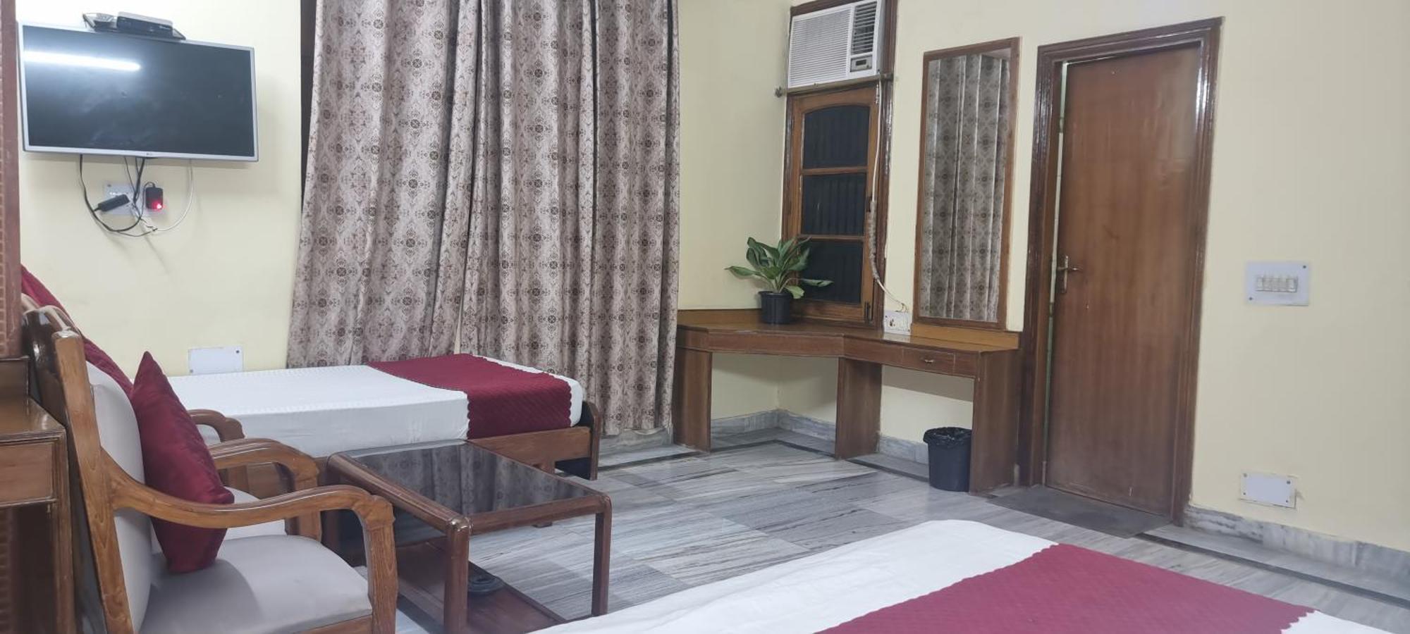 Hotel Har Ki Pauri By Around Stays Haridwār Εξωτερικό φωτογραφία