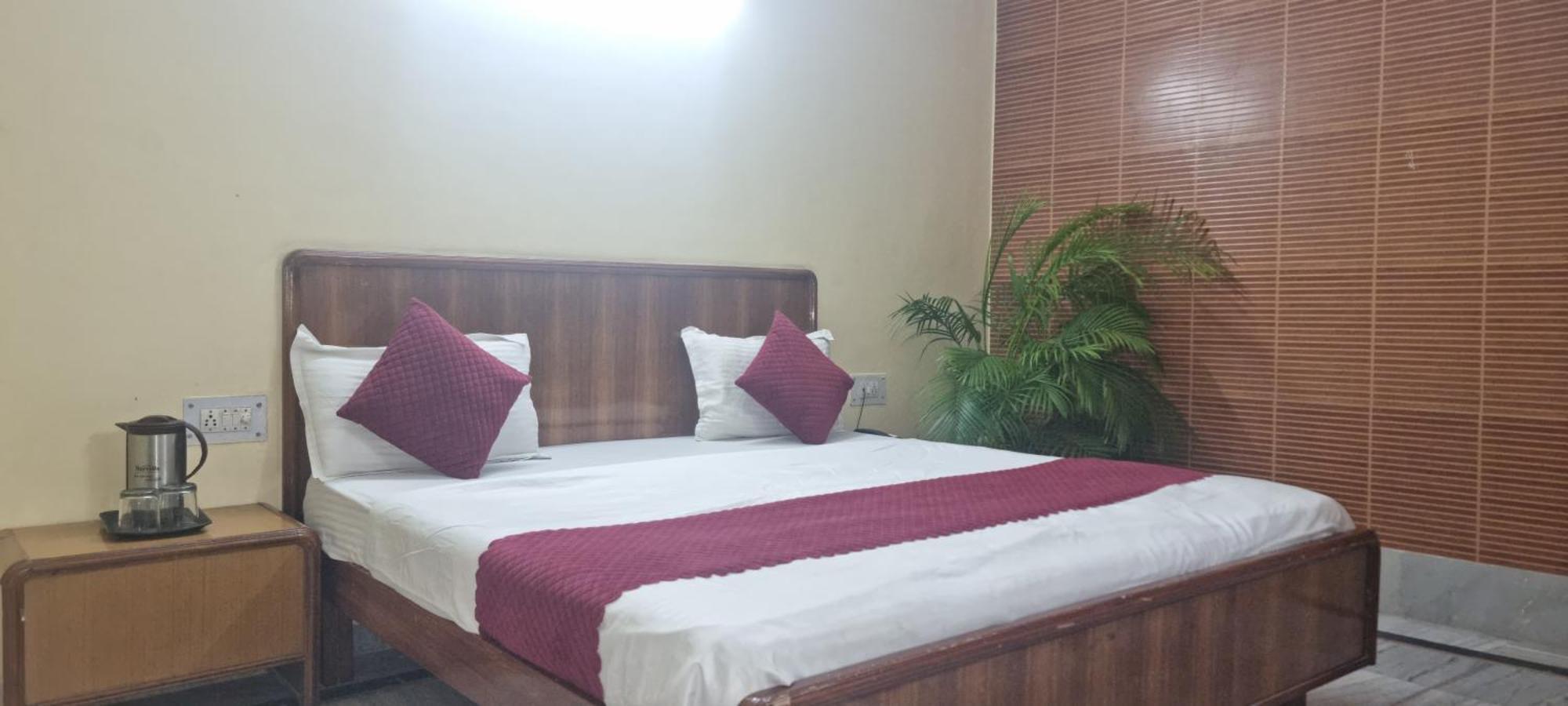 Hotel Har Ki Pauri By Around Stays Haridwār Εξωτερικό φωτογραφία