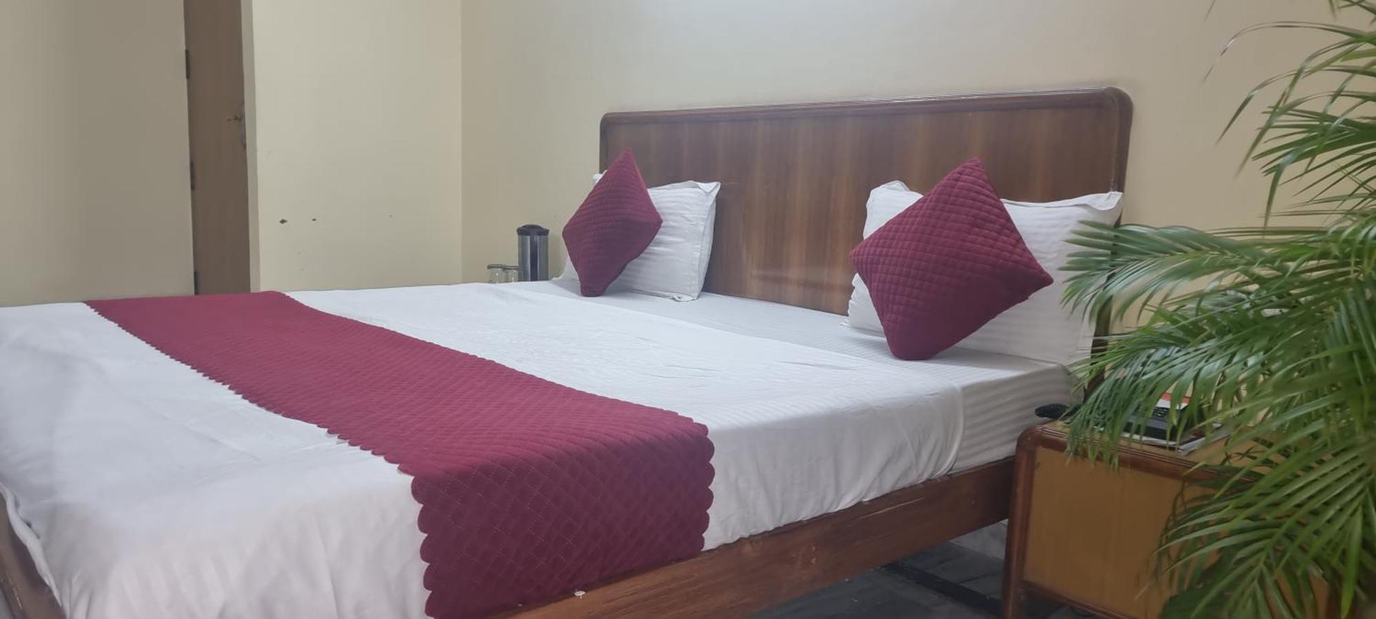 Hotel Har Ki Pauri By Around Stays Haridwār Εξωτερικό φωτογραφία