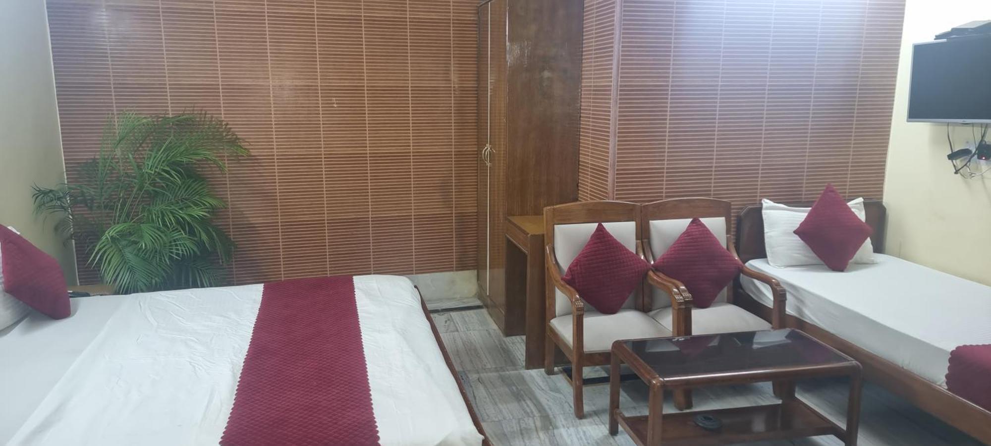 Hotel Har Ki Pauri By Around Stays Haridwār Εξωτερικό φωτογραφία