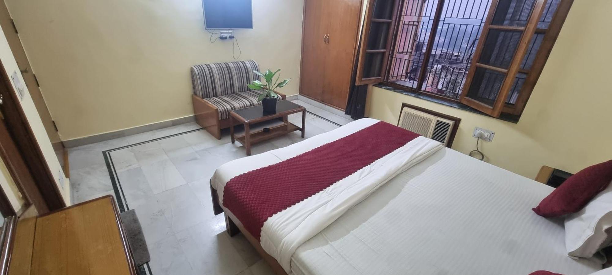Hotel Har Ki Pauri By Around Stays Haridwār Εξωτερικό φωτογραφία
