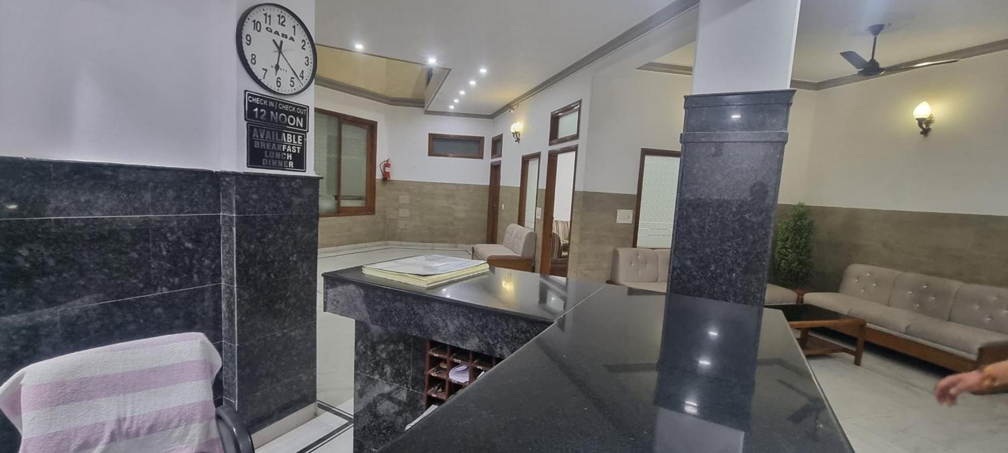 Hotel Har Ki Pauri By Around Stays Haridwār Εξωτερικό φωτογραφία