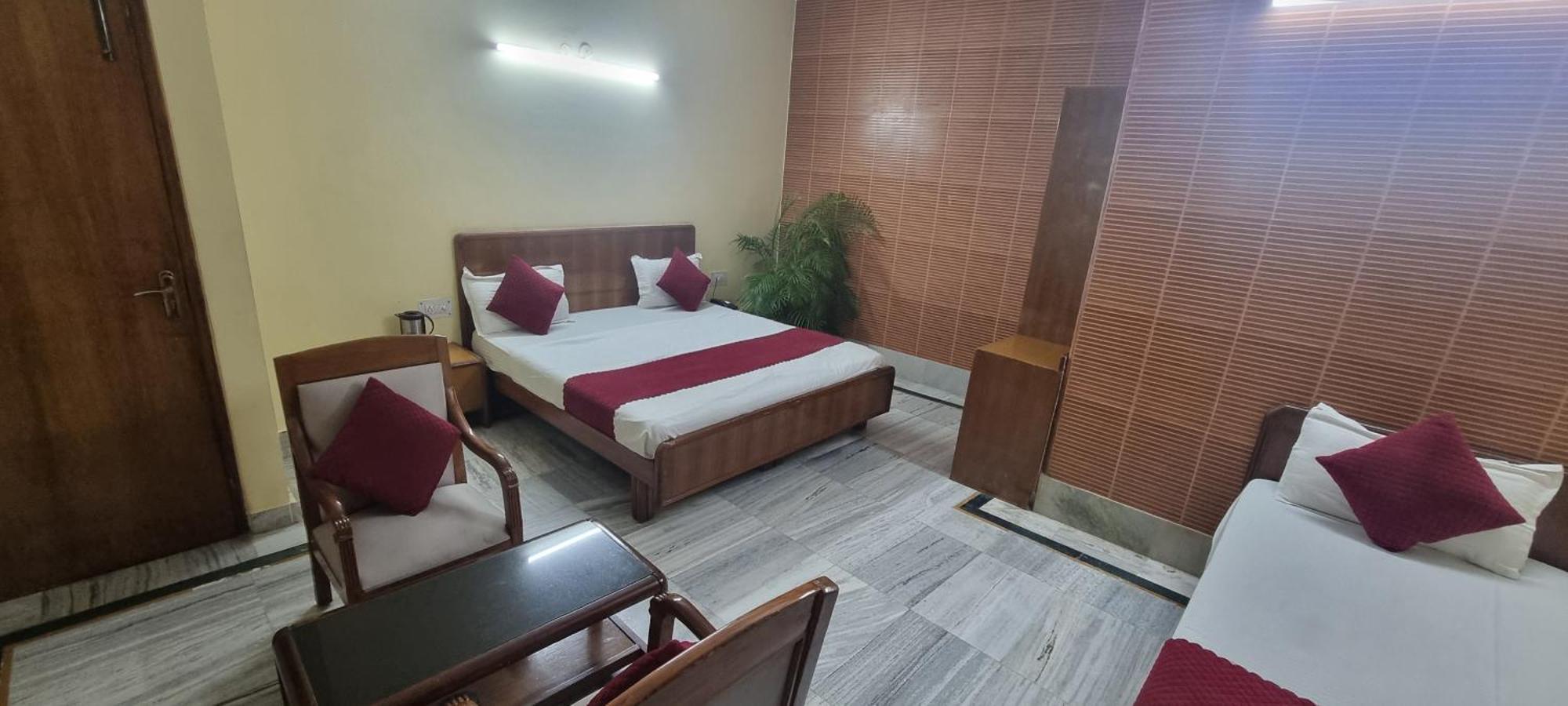 Hotel Har Ki Pauri By Around Stays Haridwār Εξωτερικό φωτογραφία