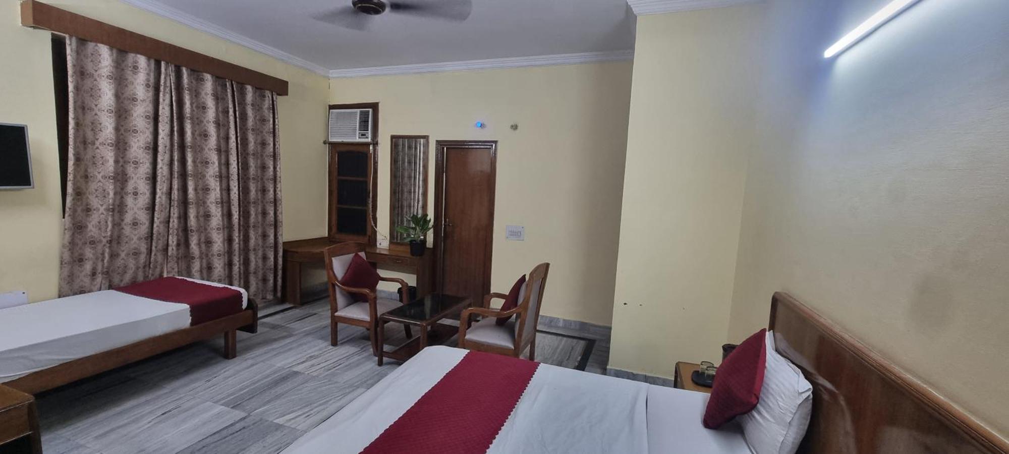 Hotel Har Ki Pauri By Around Stays Haridwār Εξωτερικό φωτογραφία