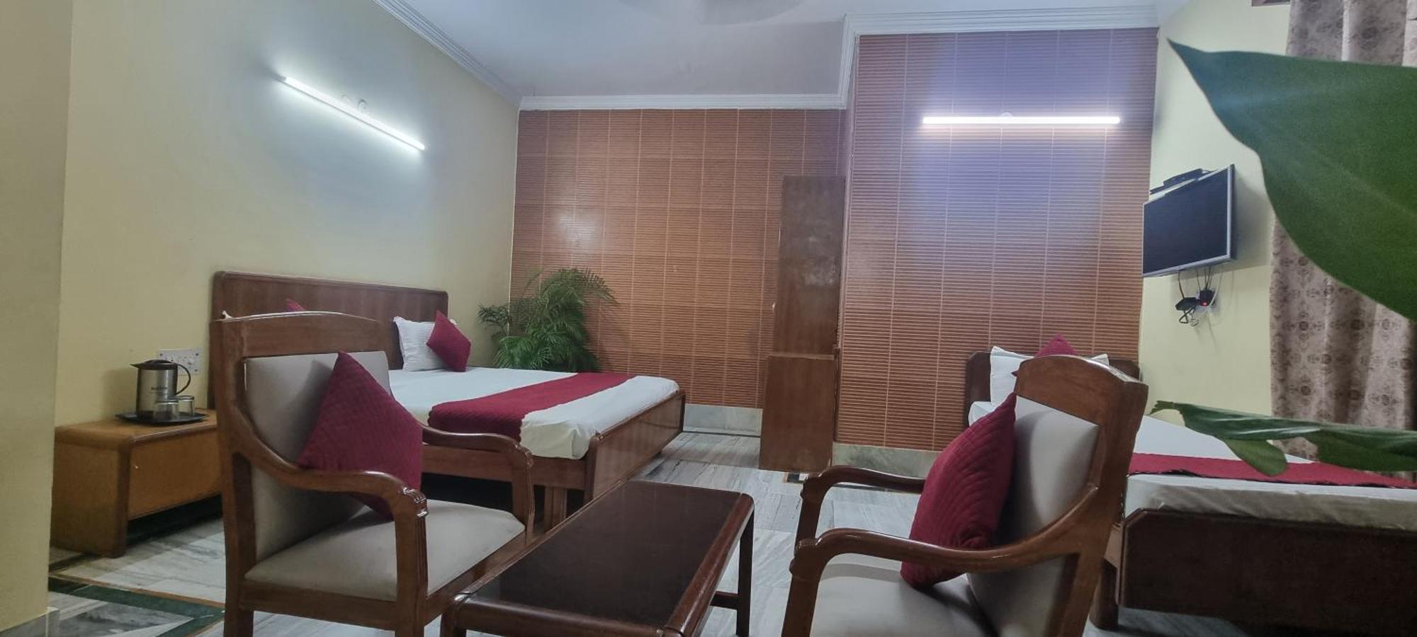 Hotel Har Ki Pauri By Around Stays Haridwār Εξωτερικό φωτογραφία